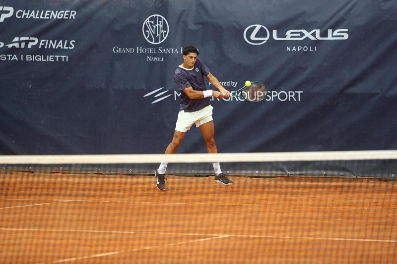 Napoli su SuperTennis: brilla Cinà, suo il derby con Piraino. Subito out Wawrinka