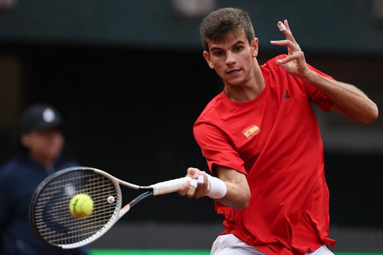 Rafael Jodar in azione col dritto in Coppa Davis (Getty Images)