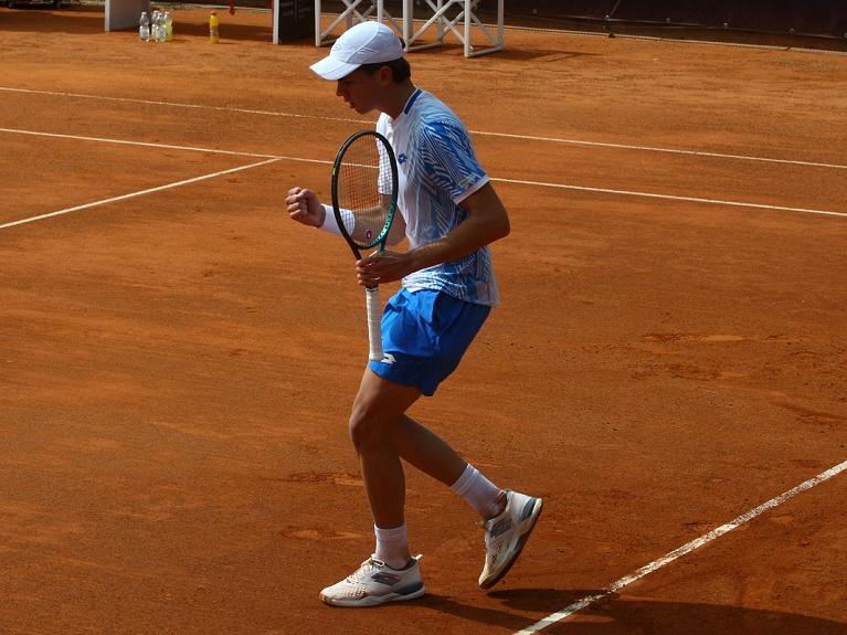 Carlo Alberto Caniato esulta (foto Master Group Sport)