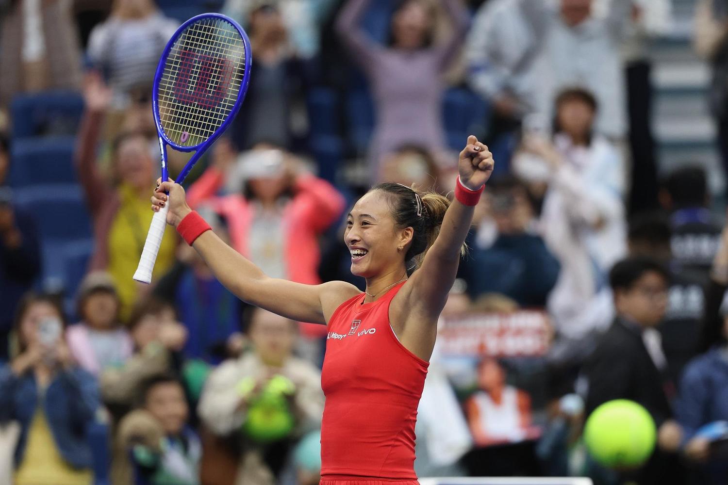 WTA Pechino: Swiatek col brivido, Zheng che maratona!