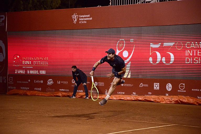 Francesco Passaro in azione a Palermo (Foto Ragusa)